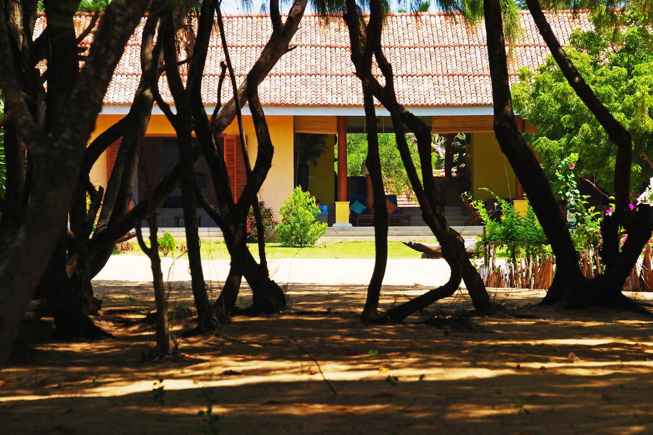 Alankuda Khomba Beach House מראה חיצוני תמונה