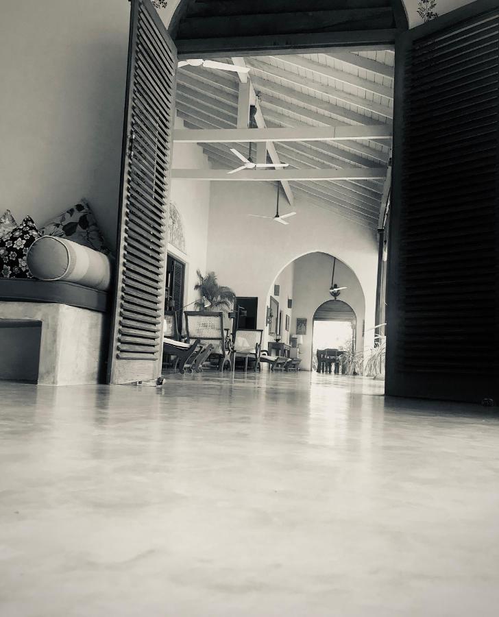 Alankuda Khomba Beach House מראה חיצוני תמונה